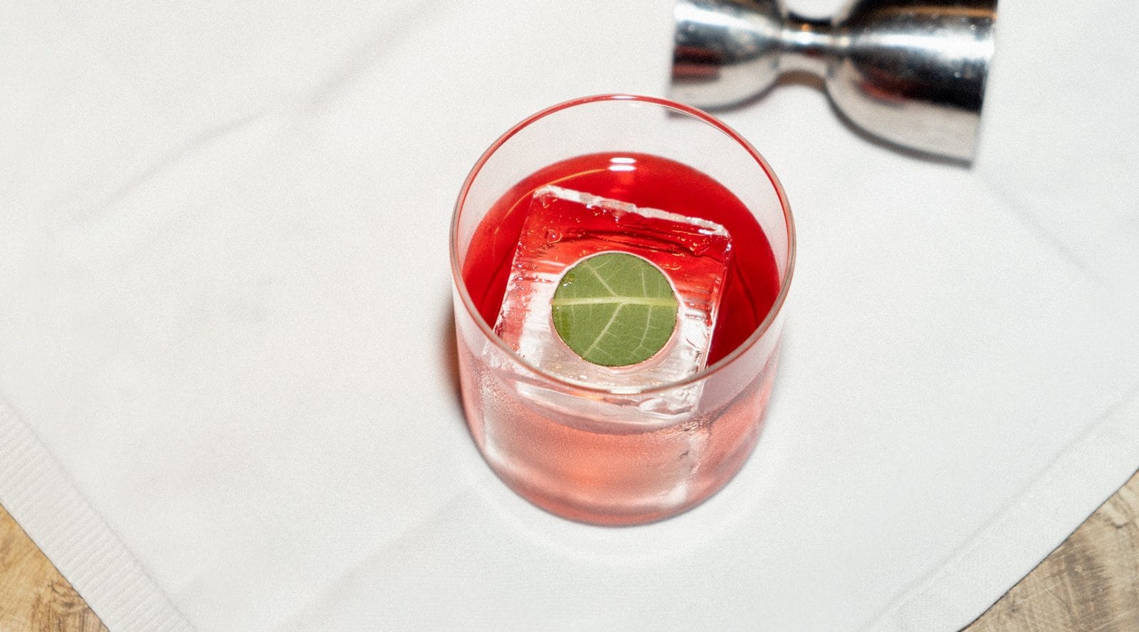 Symphony 6 Negroni en lowball