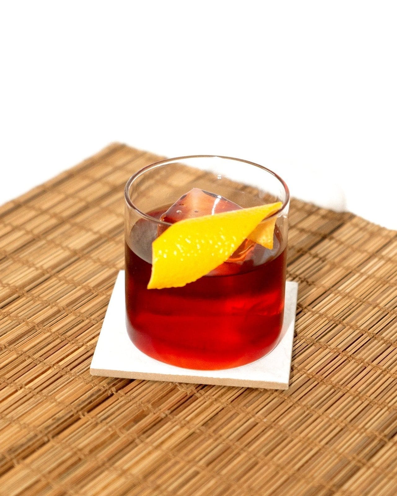 Ayuuk Negroni en vaso lowball